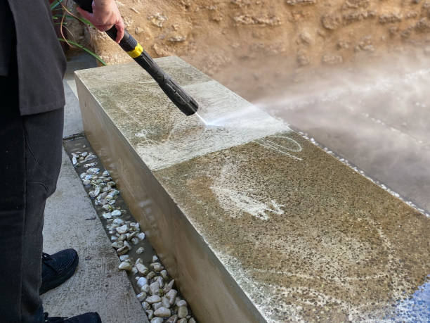 Best Concrete Pressure Washing  in Mentone, CA